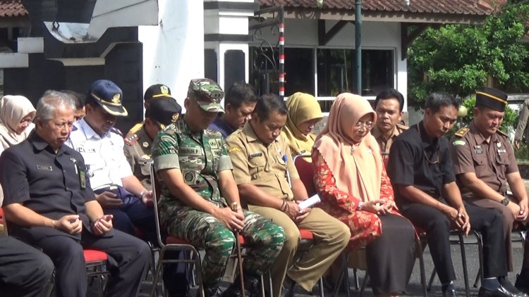 Bazar Murah TNI Meriahkan Idul Fitri 1445 Upaya Kesejahteraan Prajurit dan Masyarakat
