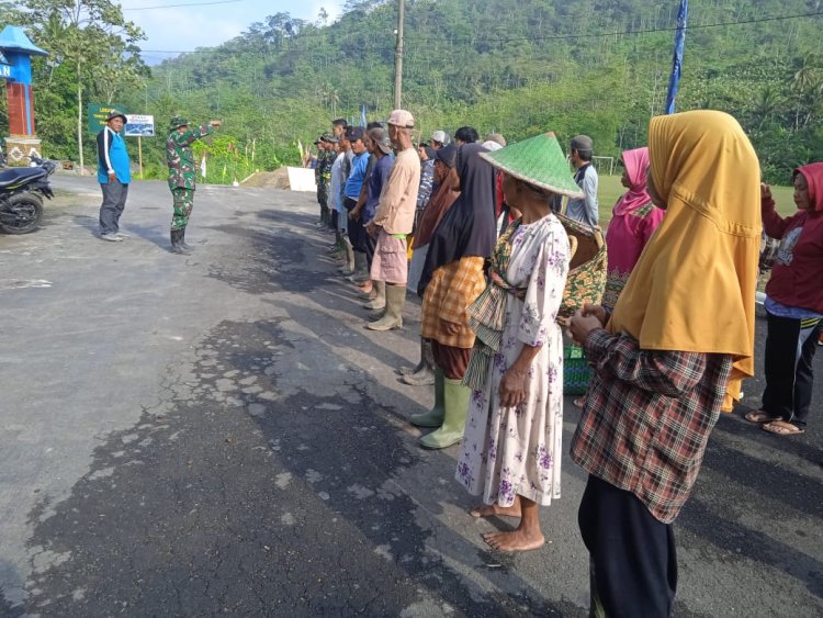 Danramil Beri Motivasi pada Srikandi Desa Sijenggung