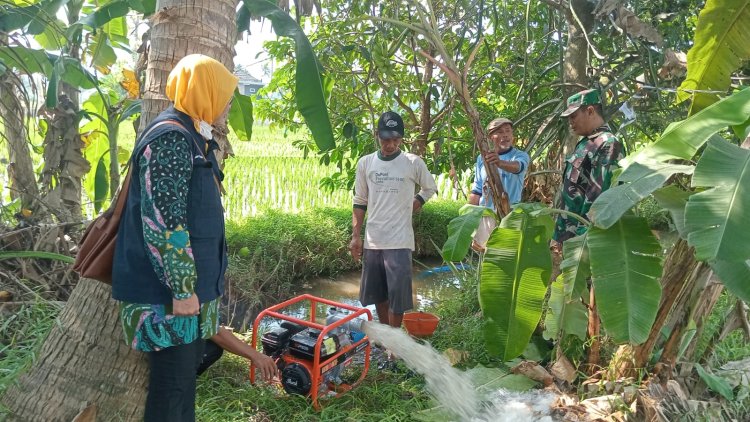 Uji Coba Pompa Air Danramil dan BPP Bersinergi Atasi Musim Kering