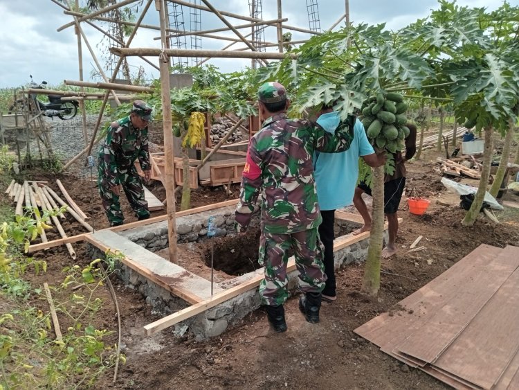 Ps. Danramil 02 Klampok Monitoring Pembangunan Irpom di Kecamatan Purwareja Klampok