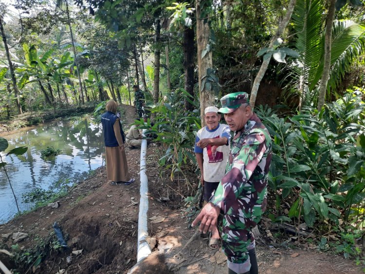 Danramil 03 Wanadadi Dampingi Pengecekan Mesin Pompa Air Bantuan Kementerian Pertanian untuk Gapoktan Sri Boga Sari