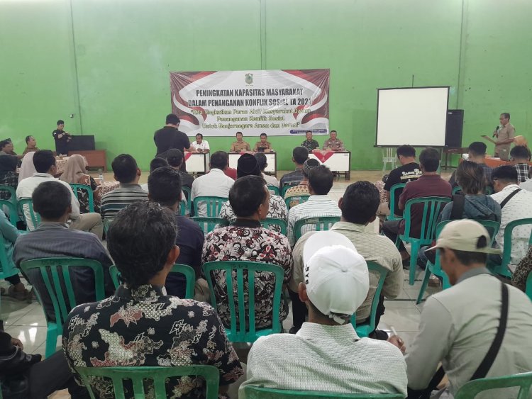 Menghadiri Rapat Peningkatan Kapasitas masyarakat Dalam Penanganan Konflik sosial