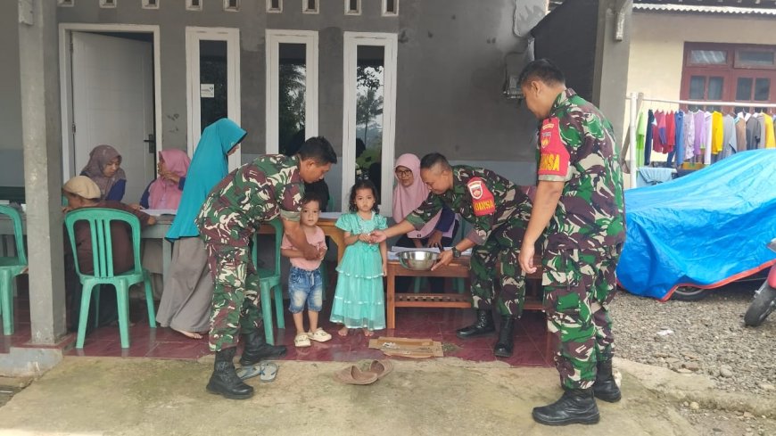 Babinsa Dampingi Kegiatan Posyandu Wujud Kepedulian TNI Cegah Stunting