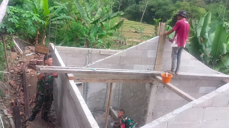 Koramil 11 Punggelan Bantu Program RTLH