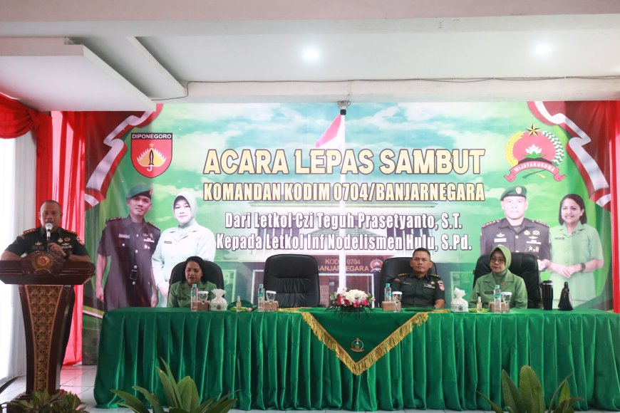 Suasana Haru Iringi Lepas Sambut Dandim 0704 Banjarnegara