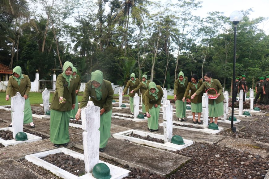 Dandim Banjarnegara Pimpin Ziarah Hari Juang TNI AD 2025
