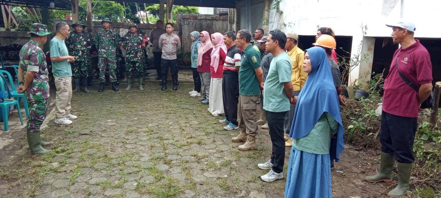 Koramil 01 Banjarnegara Ajak Unsur Sekitar Untuk Peduli Kebersihan Lingkungan