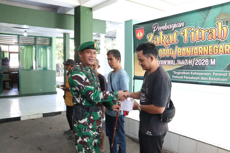 Berbagi Berkah Ramadan Dandim 0704 Banjarnegara Salurkan Zakat untuk Warga