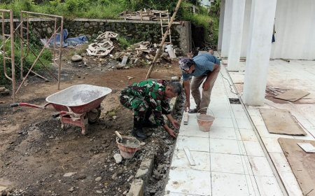 Teras Mulai Tertata Sentuhan Akhir KDKMP Desa Kemiri Kian Terlihat