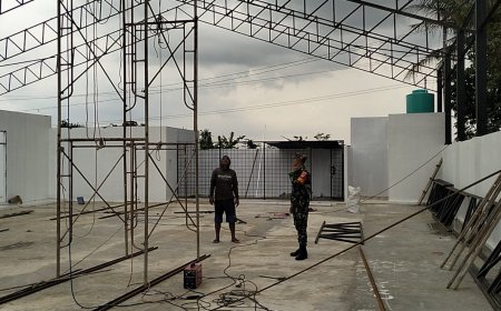 Dinding Dirapikan Keramik Dipasang KDKMP Klampok Kian Menampakkan Wujudnya