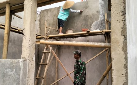 Dari Adukan Semen hingga Urukan Sirtu, KDKMP Sokayasa Terus Berproses