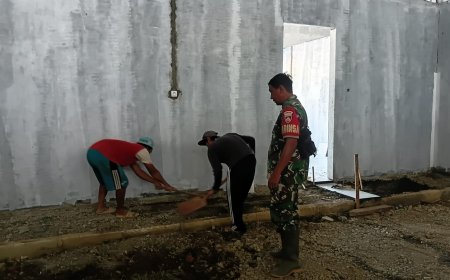 Babinsa Dampingi Pembangunan KDKMP di Desa Karangsalam