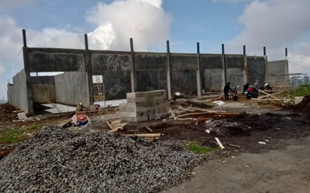 Babinsa Koramil 05 Batur Awasi Pembangunan KDKMP di Desa Sumberejo