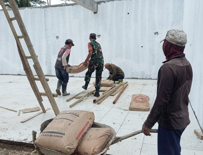 Dinding Dirapikan Struktur Diperkuat KDKMP Gumelar Terus Berproses