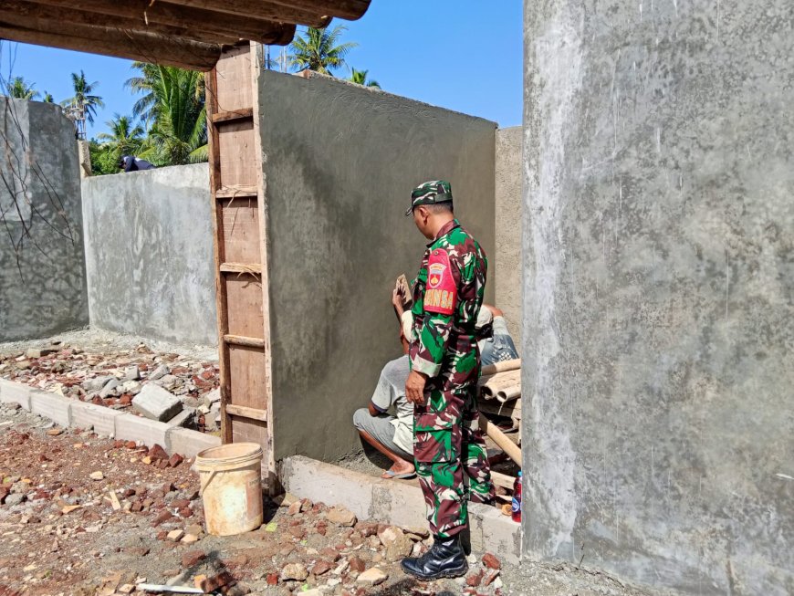 Babinsa Koramil 07 Mandiraja Awasi Progres Pembangunan KDKMP di Desa Somawangi