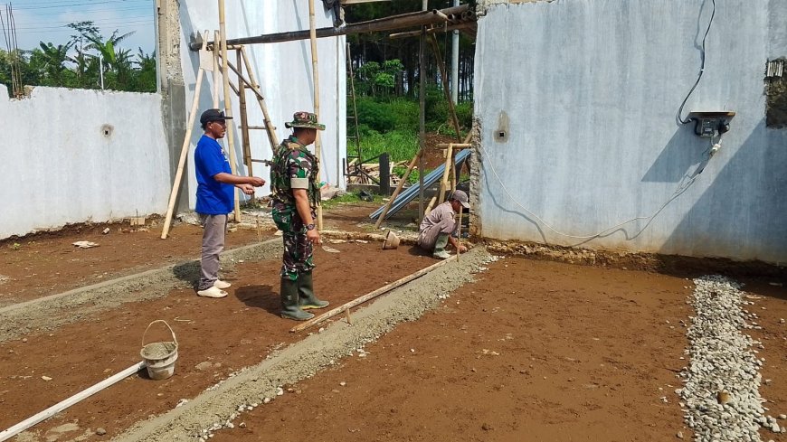 Babinsa Dampingi Progres Pembangunan KDKMP Desa Karangondang