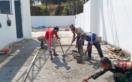 Babinsa Koramil 11 Punggelan Awasi Pembangunan KDKMP di Desa Petuguran