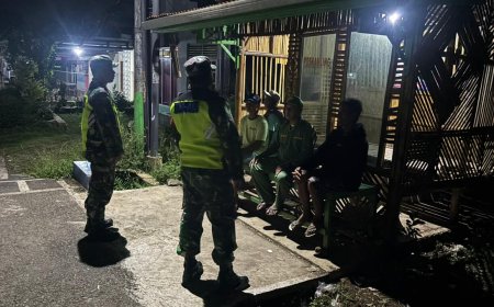 Babinsa Koramil 02Klampok Bersama Satuan Linmas Dan Banser Aktif Dalam Kegiatan Siskamling