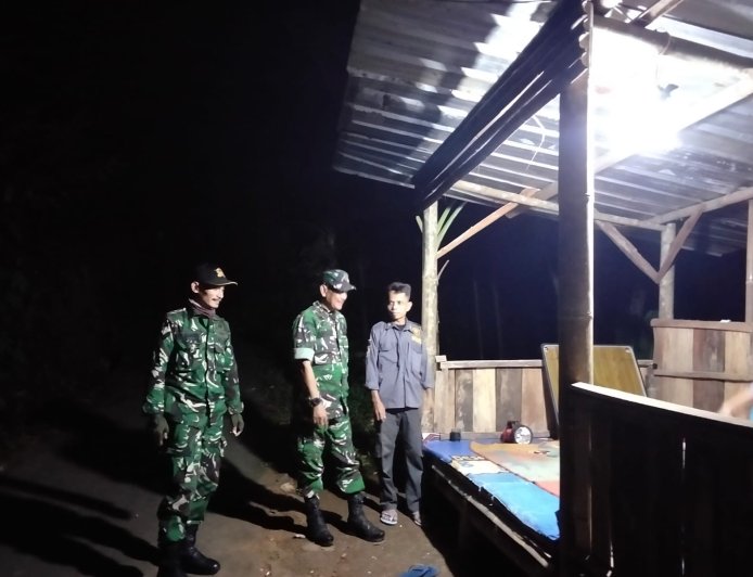 Danposramil Pagedongan Melaksanakan Patroli Malam