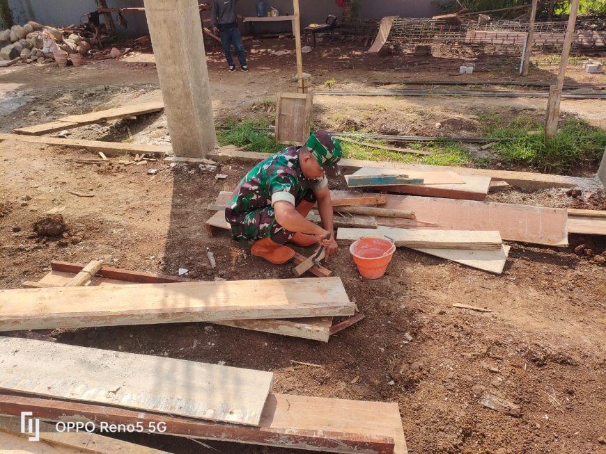 Pengawasan Babinsa Sigaluh Percepat Pembangunan KDKMP Kalibenda
