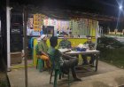 Babinsa Koramil 10 Bawang Intensifkan Patroli Malam di Pos Siskamling