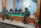 Anggota Koramil 12 Sigaluh Patroli Siskamling Bersama Warga Cegah Gangguan Kamtibmas
