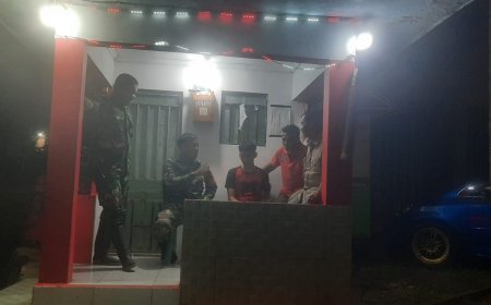 Anggota Koramil 12 Sigaluh Patroli Siskamling Bersama Warga Cegah Gangguan Kamtibmas