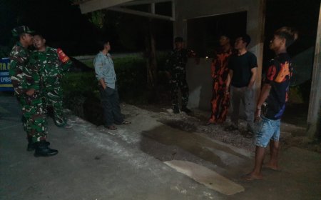 Babinsa Melaksanakan Patroli Dan Pemantauan Kegiatan Sistem Keamanan Lingkungan
