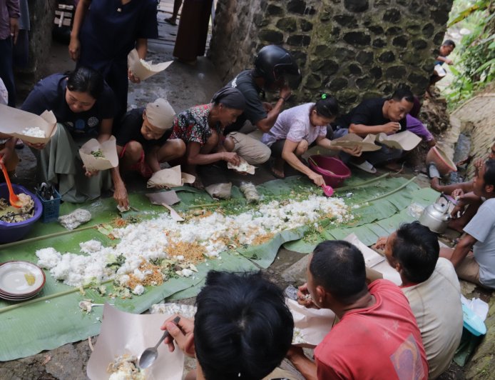 Doa Bersama Tandai Dimulainya Rehab Jembatan Perintis Garuda di Desa Kincang