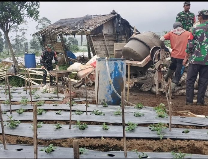 Jalan Mulus Rezeki Mulus Permudah Akses Petani Koramil Bantu Pembangunan JUT