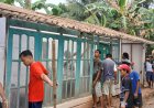 Gotong Royong Bongkar RTLH Langkah Awal Menghadirkan Rumah Layak untuk Pak Toid