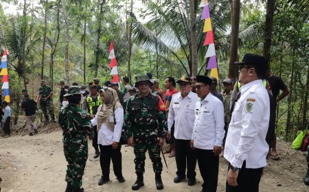 Menapaki Harapan dari Dusun Kunir Dandim dan Forkopimda Tinjau Lokasi TMMD Reguler ke-129