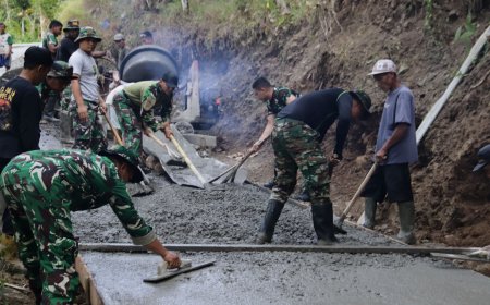 Lettu Inf Masrukin Pastikan Pembangunan Rabat Beton TMMD Capai 14 Persen