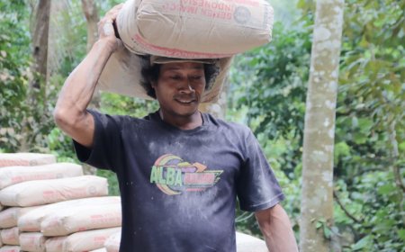 Pak Marno Pikul Semen Demi TMMD