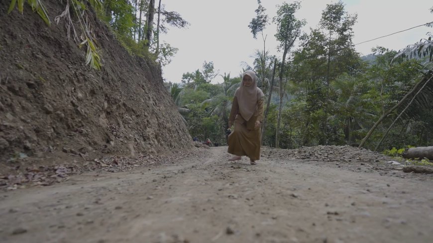 Jalan Baru Semangat Baru untuk Pendidikan di Gumelem Kulon