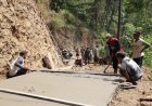 Pak Sakum Jadi Teladan Semangat Gotong Royong Hidupkan TMMD