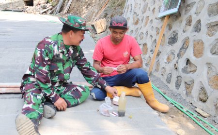 Danramil Susukan Pastikan Semangat TMMD Tetap Menyala
