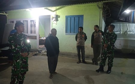 Menciptakan Keamanan Lingkungan Babinsa melaksanakan Patroli Malam