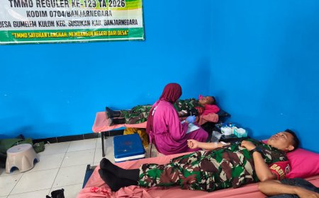Dari Membangun Jalan hingga Menyelamatkan Nyawa Serka Supriyanto Donorkan Darah di TMMD