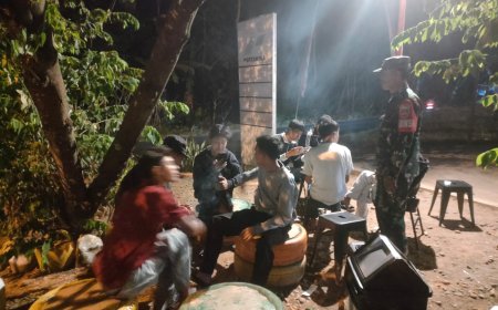 Jaga Keamanan Lingkungan, Koramil 11/Punggelan Laksanakan Patroli Siskamling