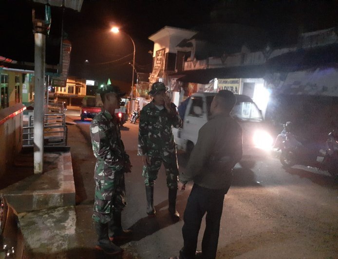 Koramil 18 Pagentan Melaksanakan Patroli Malam
