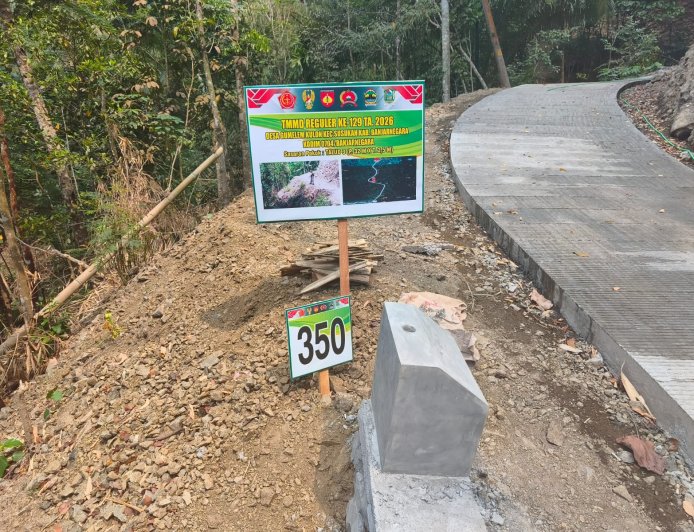 Sudah Alus Gara-Gara TNI Pak Har Rasakan Perubahan Jalan Gumelem Kulon