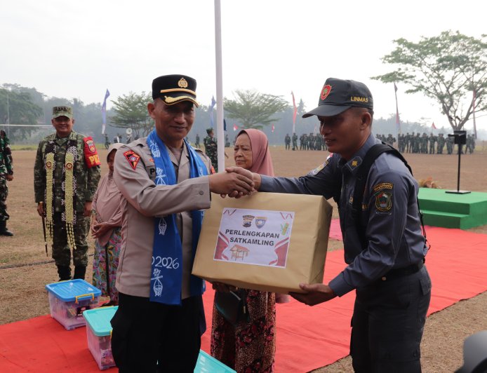 TMMD Reguler ke-129 Tak Sekadar Bangun Jalan Pos Kamling Pun Diperkuat