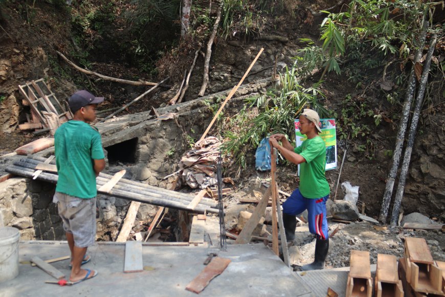 Bikisting Tangan Gareng Terpasang Plat Beton Siap Memasuki Tahap Pengecoran