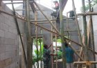 Koramil 11 Punggelan Gelar Karya Bakti Bedah Rumah Warga di Petuguran