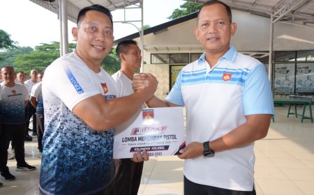 Pangdam IV/Diponegoro Apresiasi Pamen Berprestasi dalam Lomba Menembak dan Renmil