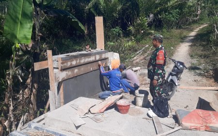 Dandim Banjarnegara Tinjau Pembangunan Jembatan Garuda Beton Sungai Jarompang