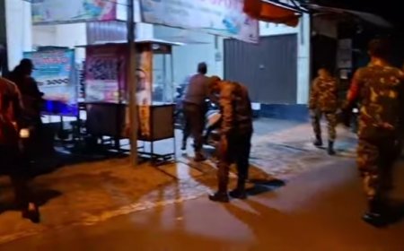 Patroli Gabungan TNI Perkuat Siskamling