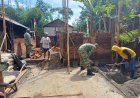Danramil 06/kalibening bersama warga melaksanakan pendampingan kegiatan Rehabilitasi Rumah Tidak Layak Huni 