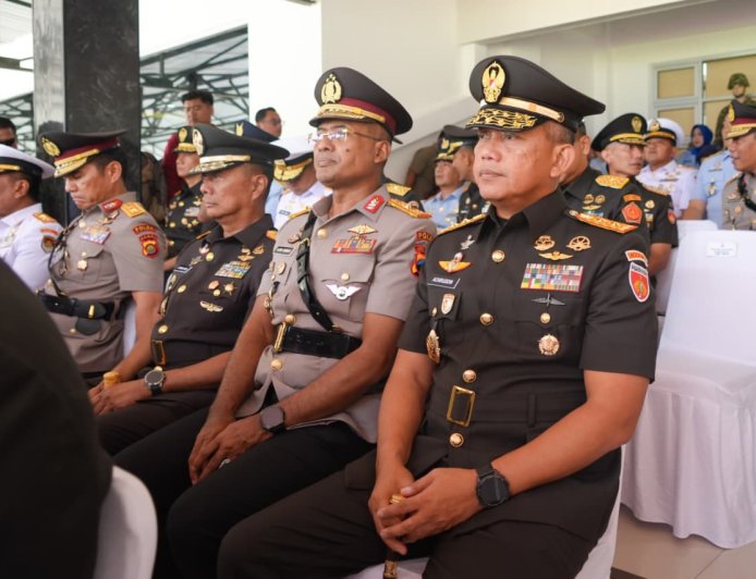 Pangdam IV/Diponegoro Hadiri Wisuda Prabhatar Akademi TNI dan Akpol 2026